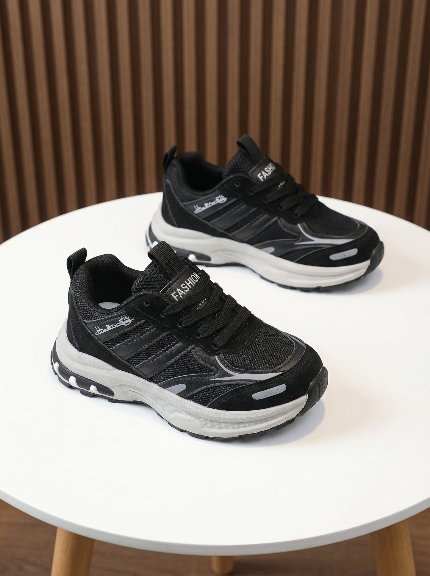 Basket adidas pour enfant