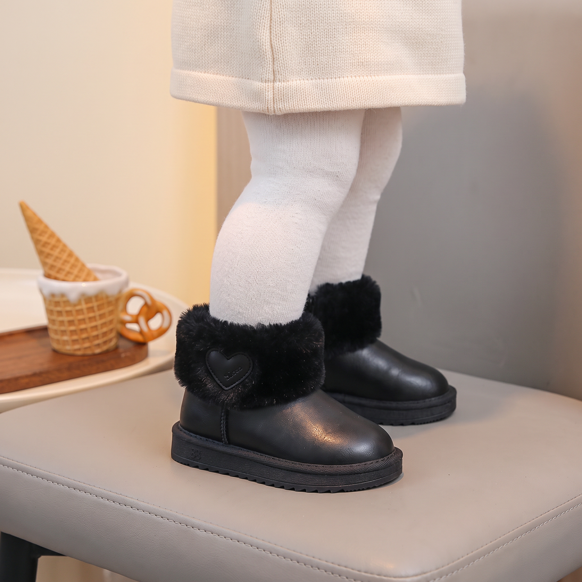 Bottes Bebe Fourrees Coeur Maman & Moi - Noir portees