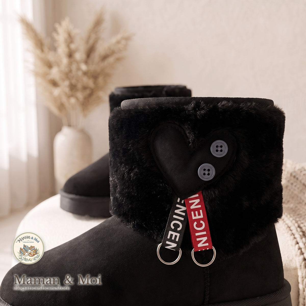 Bottes Plateforme Fourrure Cœur Fille Maman & Moi - Noir - détail cœur