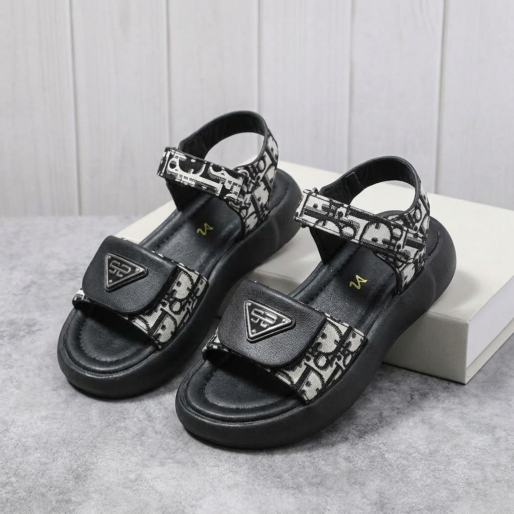 Sandales Chic Fille – Élégance d’Été Inspirée Dior