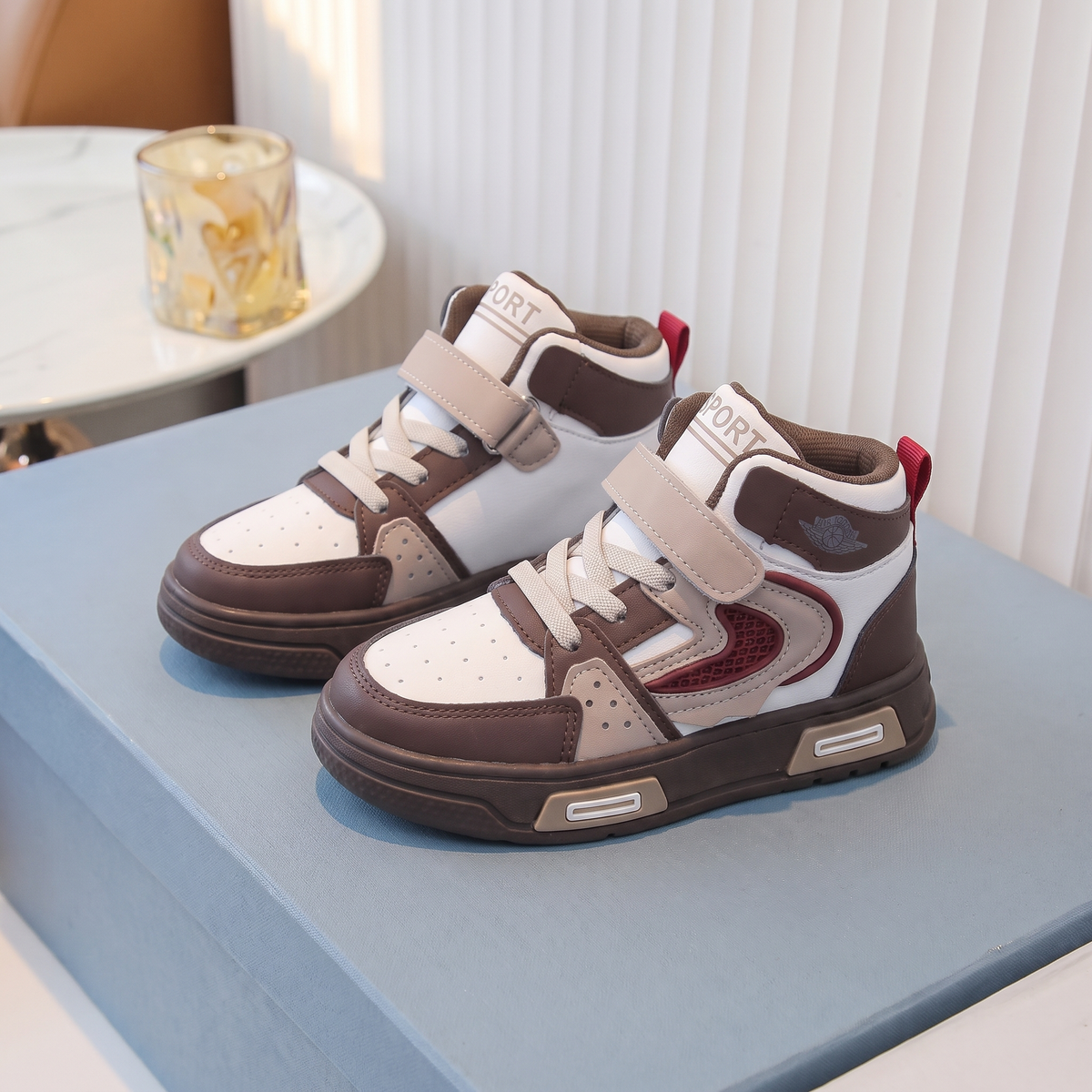 Baskets Montantes Garcon Mama & Moi - Marron - profil lateral