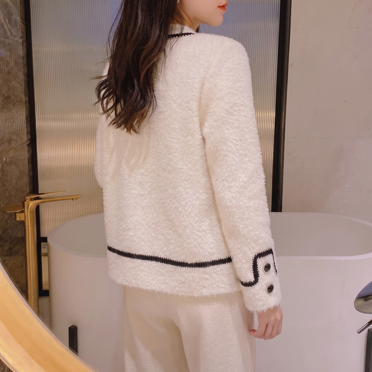 Veste tricot effet vison femme Maman & Moi creme - vue de dos