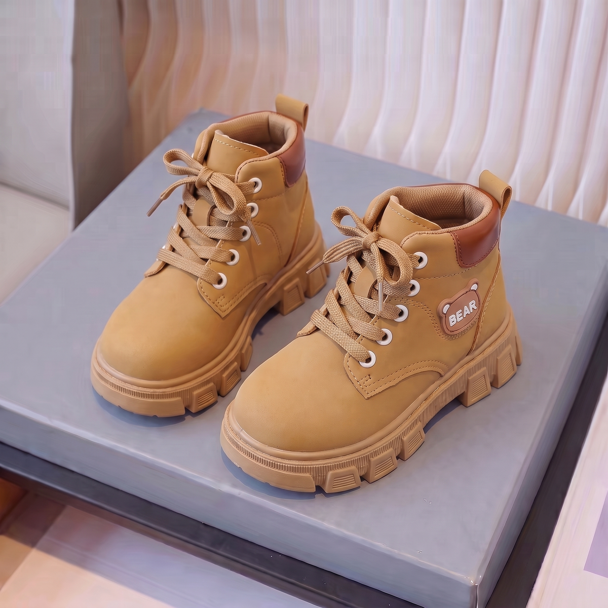 Bottines Garcon BEAR Maman & Moi camel - vue plongeante