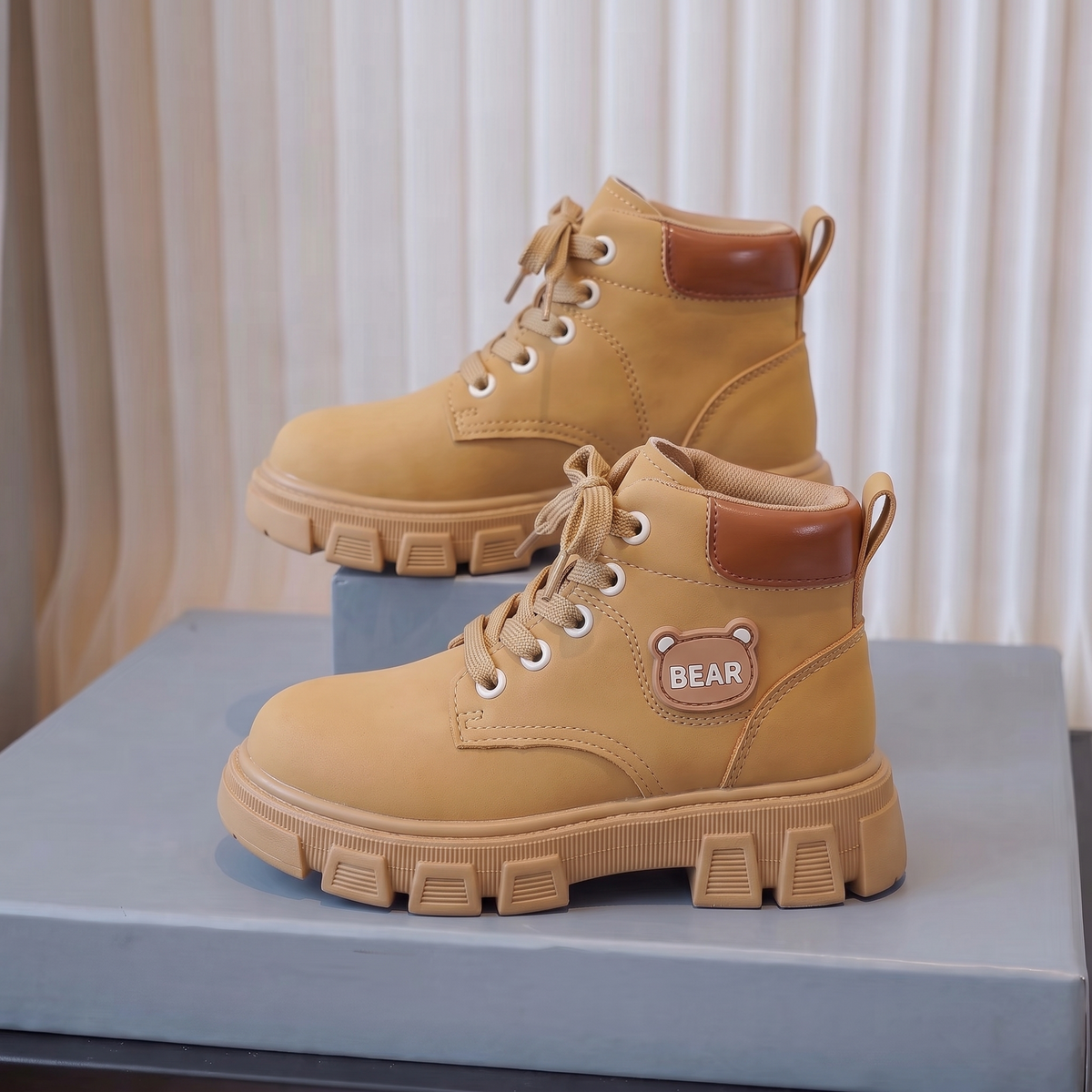 Bottines Garcon BEAR Maman & Moi camel - profil lateral