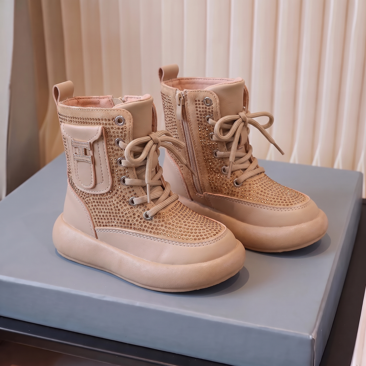 Bottines Strass Fille Maman & Moi - Beige - trois quarts avant