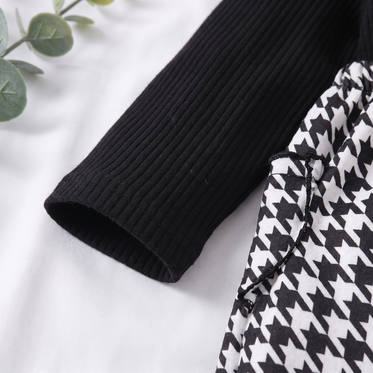 Ensemble Bébé Fille Pied-de-Poule Maman & Moi — détail tricot doux
