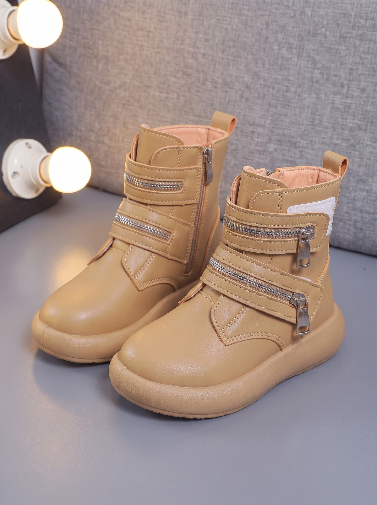 Boots Cloud Zip Fille Maman & Moi - Marron - studio trois-quarts