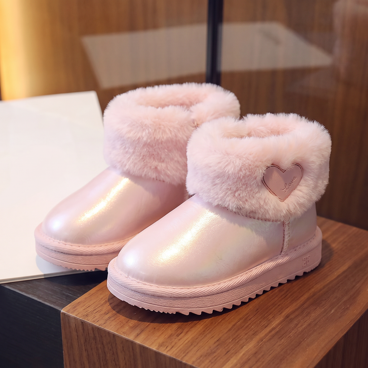 Bottes Bébé Fourrées Cœur Maman & Moi - Rose - paire