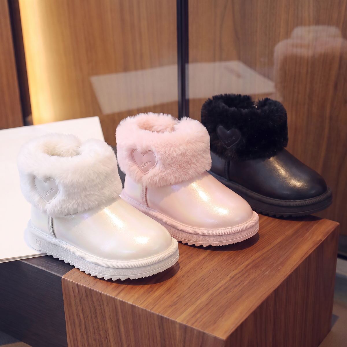 Bottes Bébé Fourrées Cœur Maman & Moi - 3 coloris