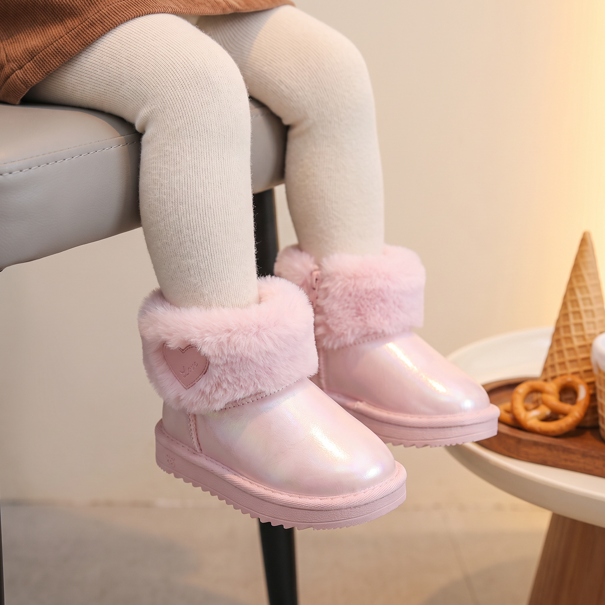 Bottes Bebe Fourrees Coeur Maman & Moi - Rose portees assise
