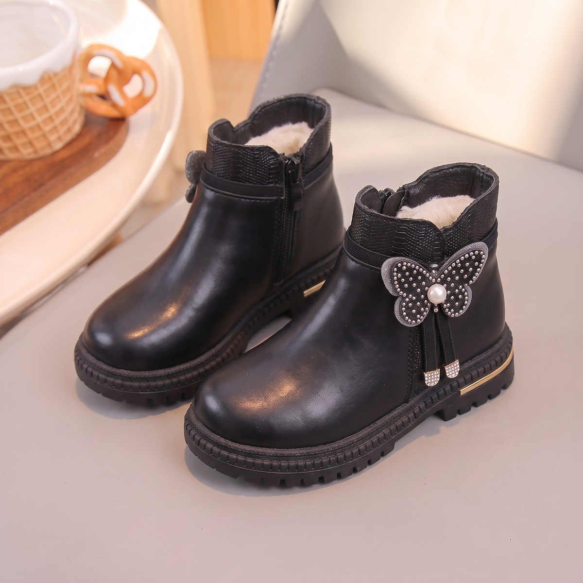Bottines Fille Papillon Maman & Moi - Noir vue dessus