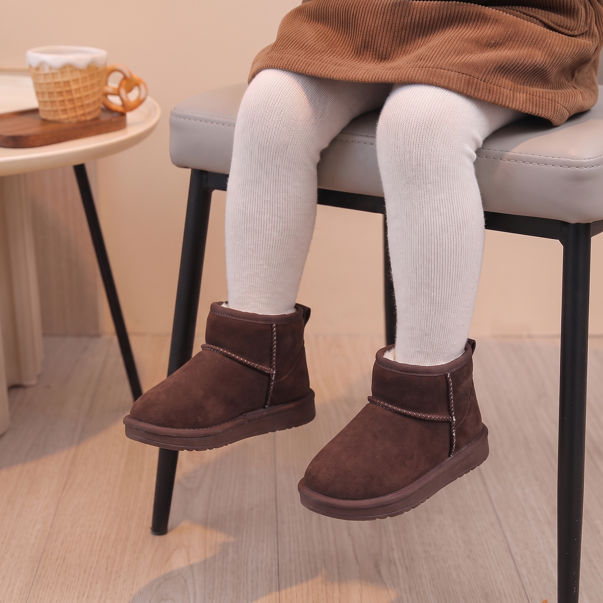 Bottes Bébé Cocoon Maman & Moi - Marron portees gauche